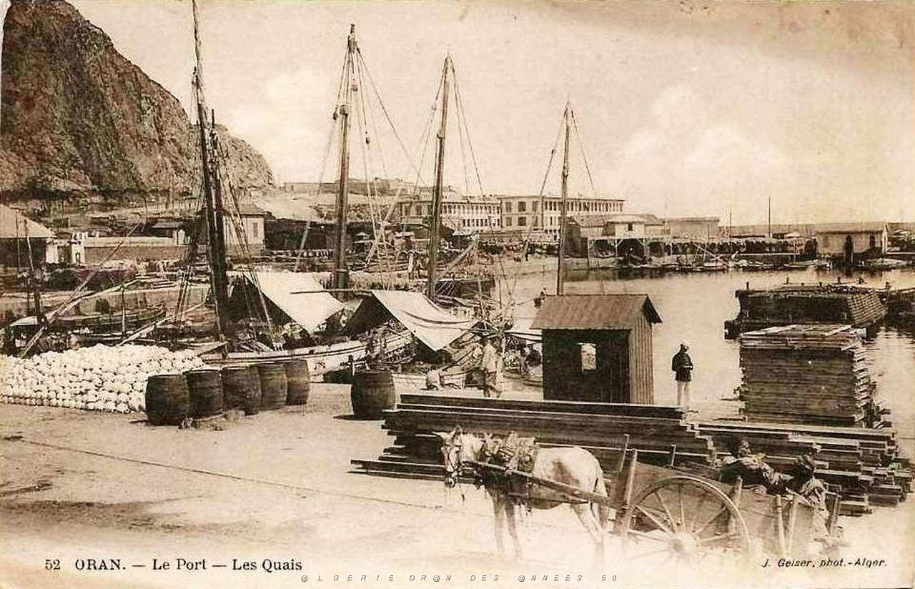 Oran- 123- travail sur les quais.jpg